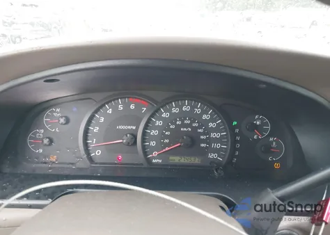 2006 Toyota Tundra Sr5 V8 z USA, uszkodzony, nr VIN 5TBET341X6S545977